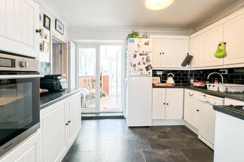 3 bedroom end of terrace house for sale, Newquay Road, Knowle, Bristol, BS4