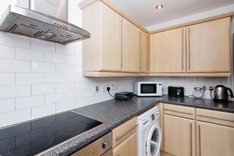 1 bedroom flat for sale, Chapel Street, Salford