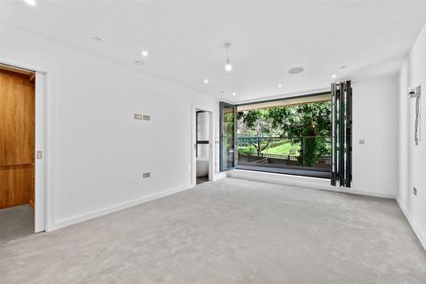4 bedroom house to rent, Orchard Grove, West Wimbledon, SW20