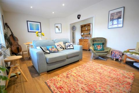2 bedroom maisonette to rent, Croydon Road, Beckenham