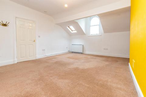 2 bedroom apartment to rent, Selbourne Lodge, Highfield, Sale