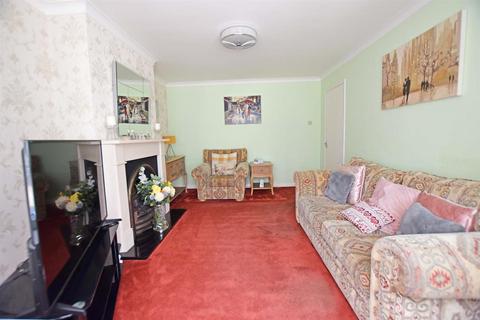 2 bedroom semi-detached bungalow for sale, Parkfield Road, Rainham, Gillingham