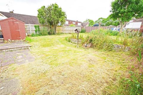 2 bedroom semi-detached bungalow for sale, Parkfield Road, Rainham, Gillingham