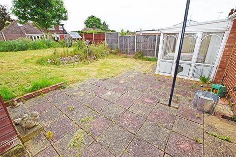 2 bedroom semi-detached bungalow for sale, Parkfield Road, Rainham, Gillingham