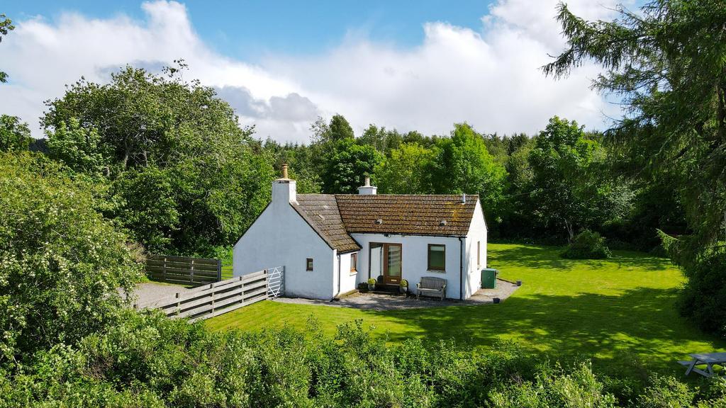 Glenlivet 2 bed detached house for sale £180,000