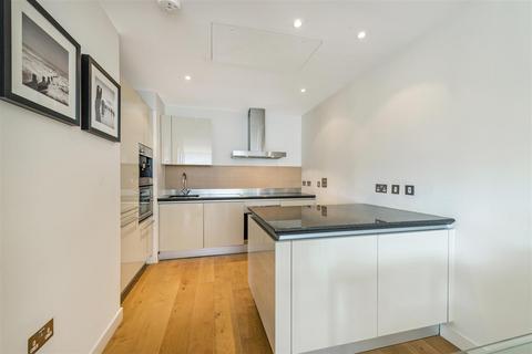 2 bedroom flat to rent, Hepworth Court, Grosvenor Waterside, 30 Gatliff Road, London, SW1W