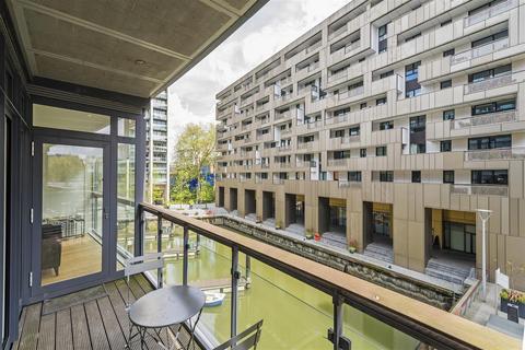 2 bedroom flat to rent, Hepworth Court, Grosvenor Waterside, 30 Gatliff Road, London, SW1W