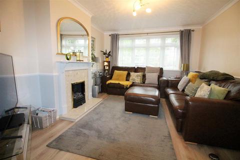 5 bedroom semi-detached house for sale, Masefield Avenue, Borehamwood