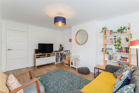 40 Althorne Gardens, London, E18 2DA