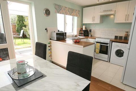 3 bedroom end of terrace house for sale, Meadway, Leighton Buzzard, LU7 3UY