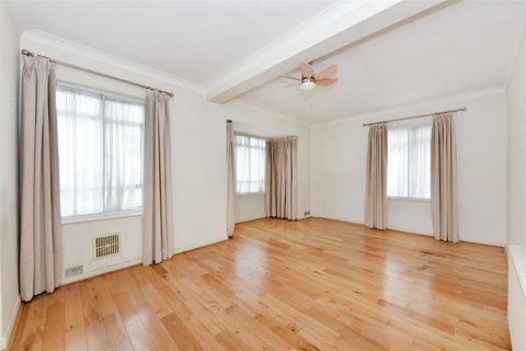 2 bedroom apartment for sale, Wesley Court, Marylebone W1G