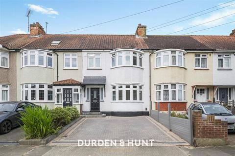 3 bedroom terraced house for sale, Northumberland Avenue, Hornchurch, RM11