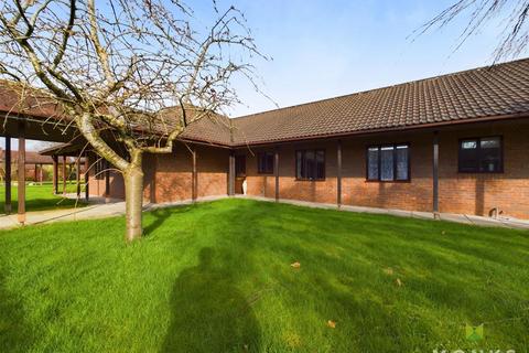 2 bedroom semi-detached bungalow for sale, Twmpath Lane, Gobowen, Oswestry