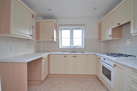 2 bedroom flat to rent, Victoria Road, Southampton SO32