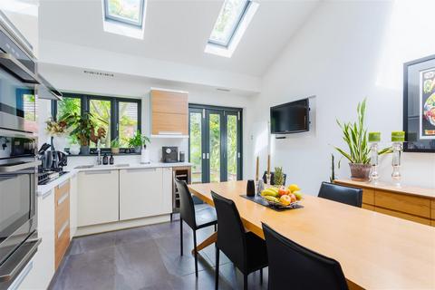 9 Harrisons Road, Birmingham, B15 3QR