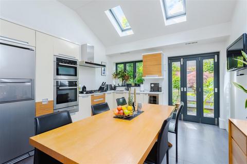 9 Harrisons Road, Birmingham, B15 3QR
