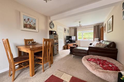 73 Elmore, Swindon, SN3 3TN