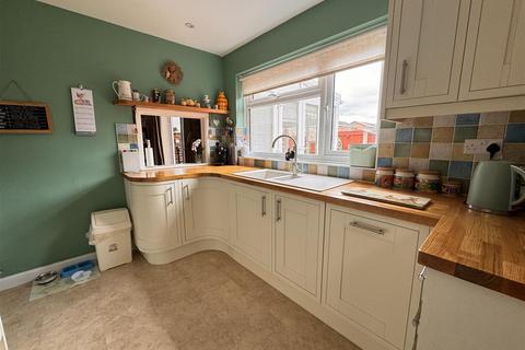 73 Elmore, Swindon, SN3 3TN