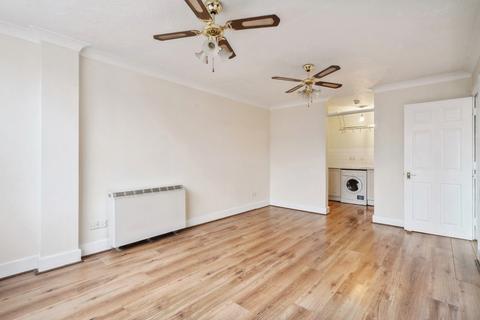 1 bedroom apartment for sale, Hollow Lane, Hitchin, SG4