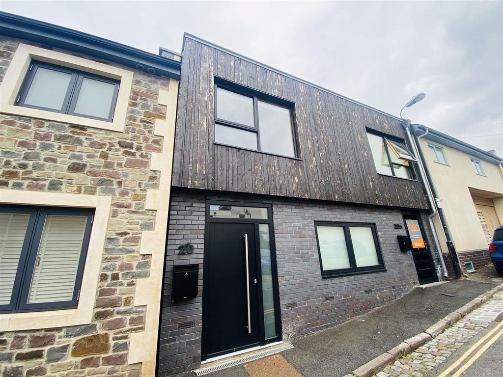 BPC01942 Sydenham Lane, Cotham, BS6 3 bed terraced house £2,400 pcm