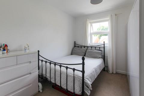 2 bedroom flat for sale, Drakes Avenue, Leighton Buzzard