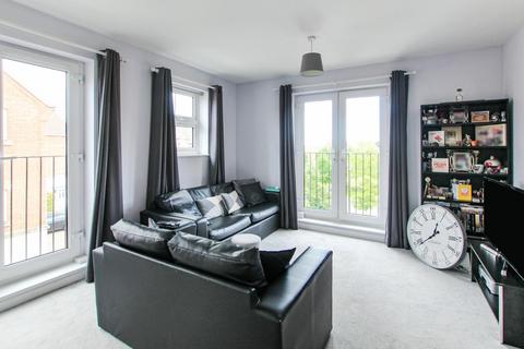 2 bedroom flat for sale, Drakes Avenue, Leighton Buzzard