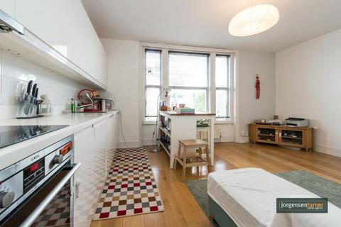 2 bedroom flat for sale, Brondesbury Road, London, NW6