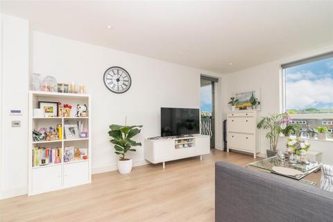 1 bedroom apartment for sale, High Street, London N8