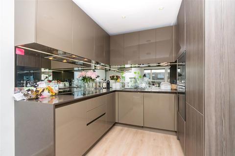 1 bedroom apartment for sale, High Street, London N8