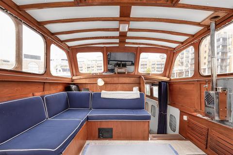 2 bedroom houseboat for sale, St. Katharine Docks, Wapping, E1W