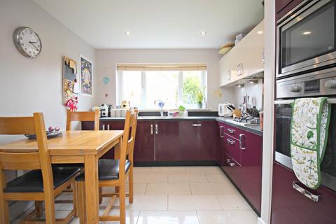 35 Elm Crescent, Birtley, Chester Le Street, DH3 1GH