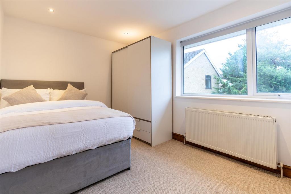 Bedroom 4 (1 of 1).jpg
