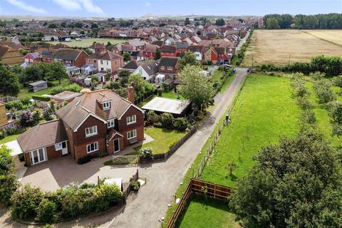 6 bedroom house for sale, School Lane, Iwade, Sittingbourne