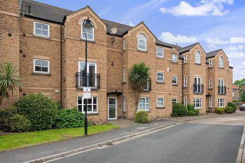 2 bedroom apartment for sale, Manor Court, Hull Road, York, YO10 3EU