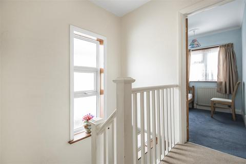 14 Bourne Avenue, Reading, RG2 0DU