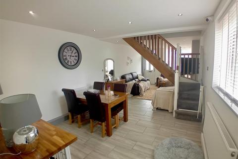 2 bedroom end of terrace house for sale, Ash Green Lane, Coventry