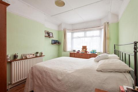 11 Barry Avenue, Bexleyheath, DA7 5LJ