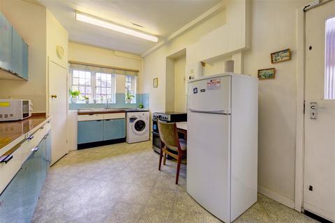 3 bedroom semi-detached house for sale, Widecombe Way, N2