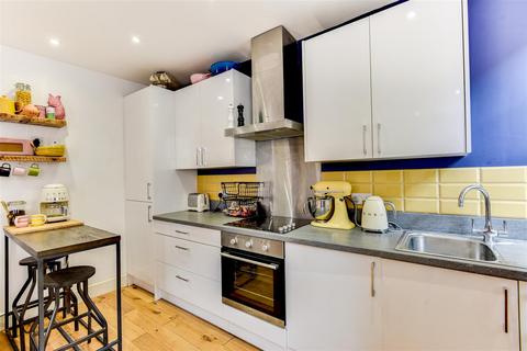 1 bedroom terraced house for sale, Field Row, Worthing