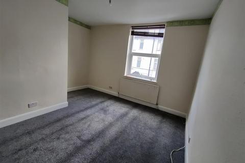 1 bedroom flat to rent, Grenfell Road, CR4