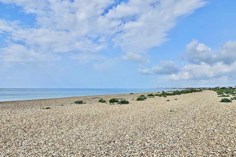 2 bedroom flat to rent, Old Fort Road, Shoreham-By-Sea