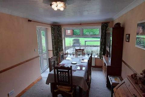 4 bedroom detached house for sale, Moor Croft, Bingley