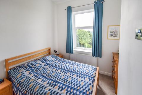 2 bedroom terraced house for sale, Mount View, Bingley