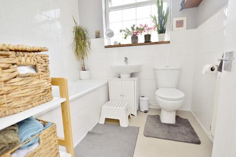 113 Olive Road, London, E13 9PU