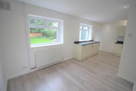 4 bedroom terraced house for sale, Bampton Road, Manchester, M22 1NH