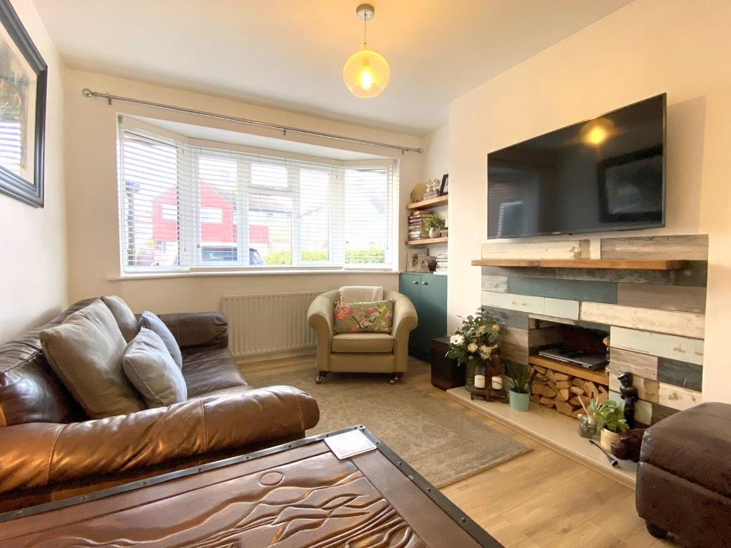 Caverleigh Way, Worcester Park 3 bed semidetached house for sale £