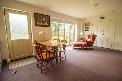 14 Chardle Field, Foxton, Cambridge, CB22 6AD