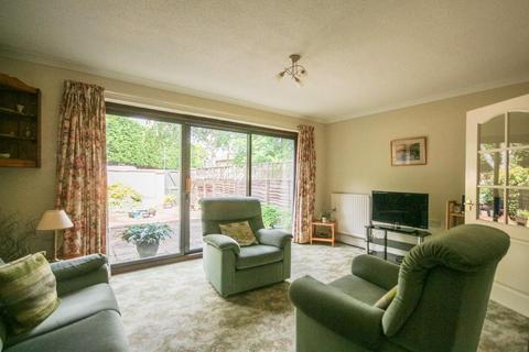 5 Grain Close, Great Shelford, Cambridge, CB22 5AR