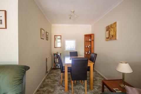 5 Grain Close, Great Shelford, Cambridge, CB22 5AR