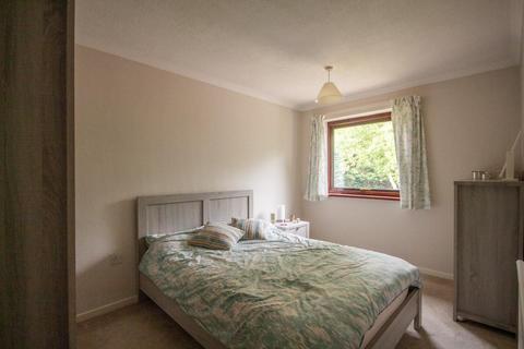 5 Grain Close, Great Shelford, Cambridge, CB22 5AR